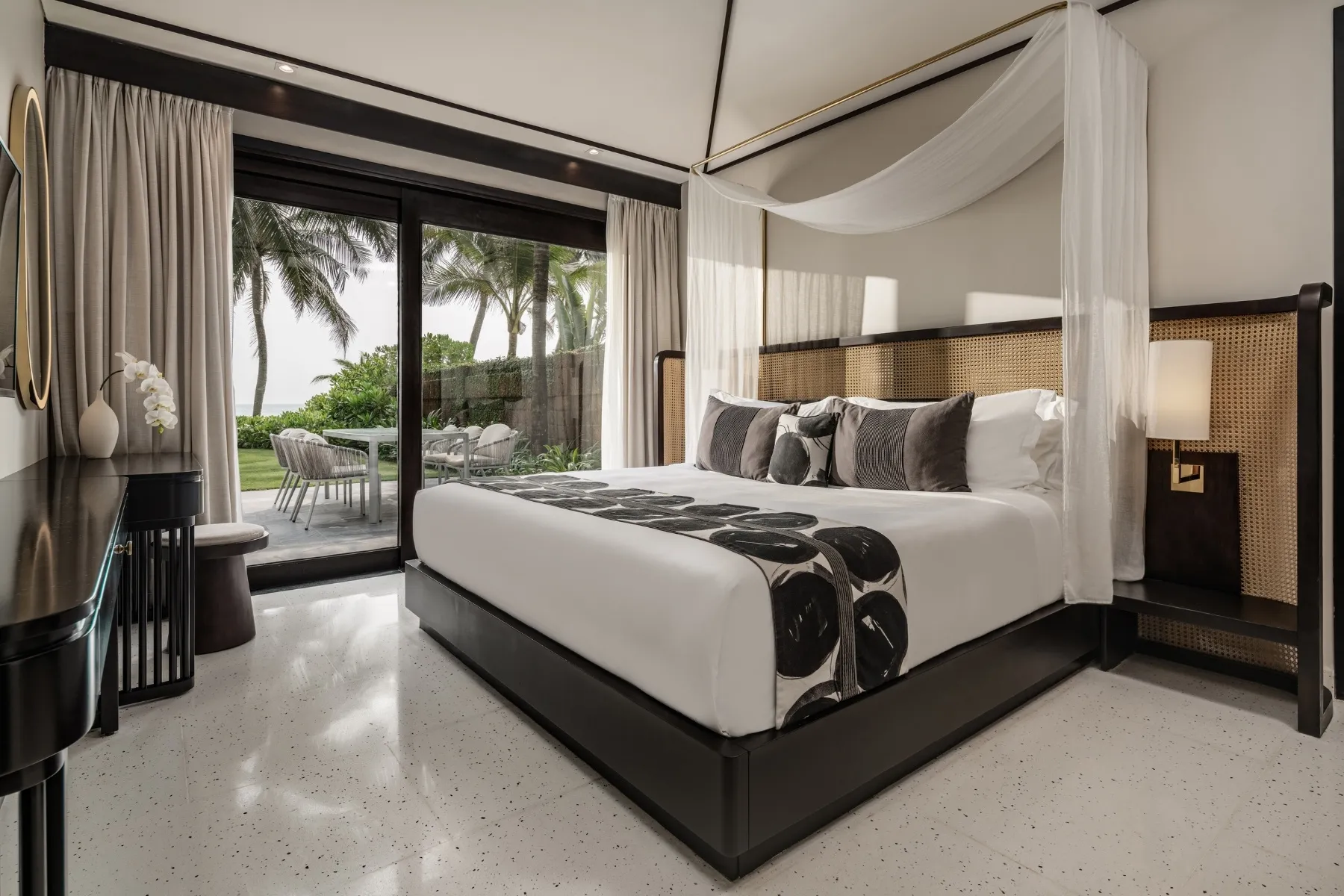 3 Bedrooms Pool Villa Ocean Front