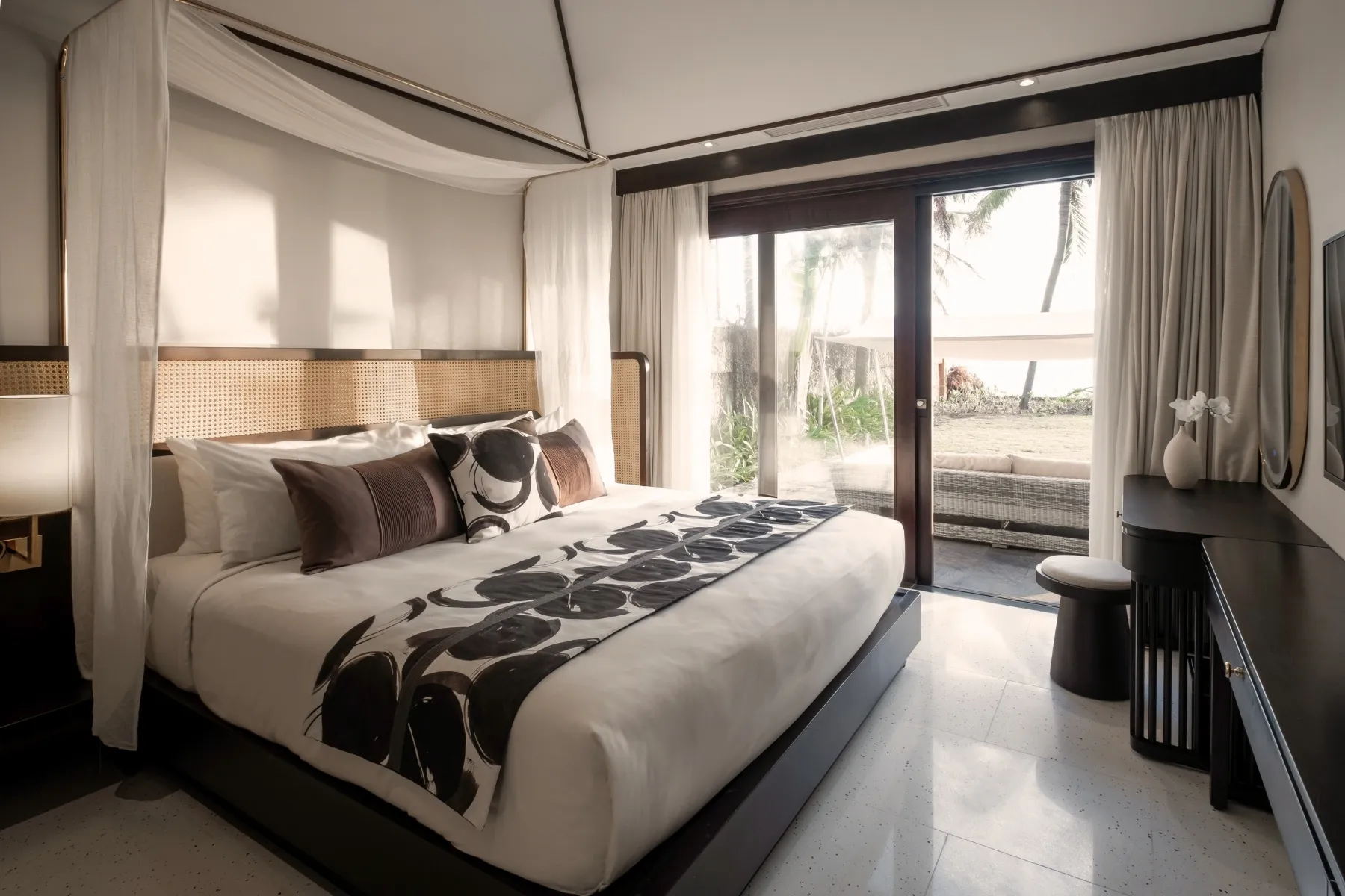 3 Bedrooms Pool Villa Ocean Front