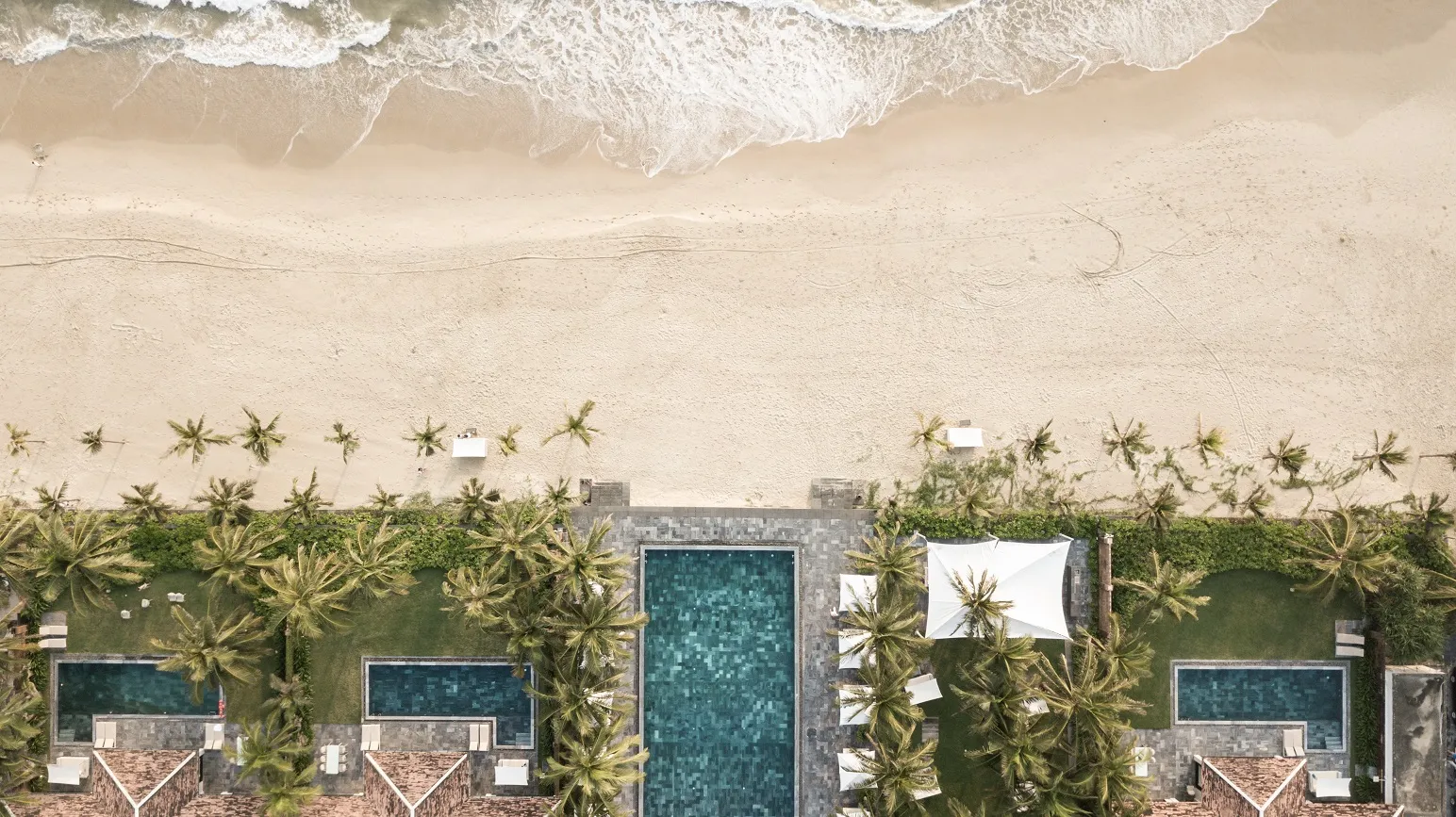 5 star beach resort vietnam