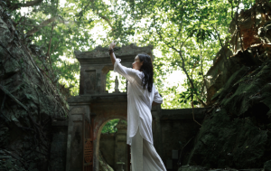 Flow – Marble Mountain Hike and Tai Chi Amid the Caves