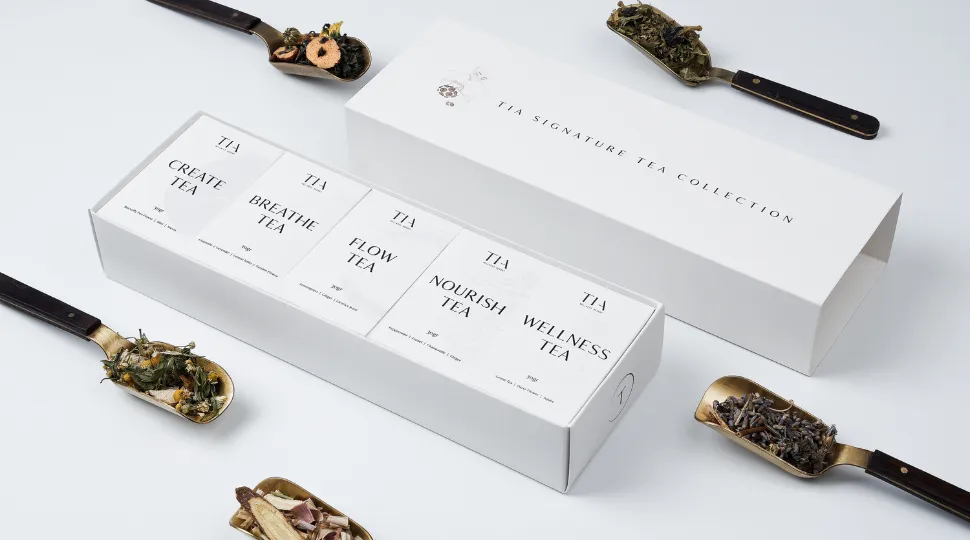 WELLNESS offers a delicate, grounding harmony of green tea, daisy flower, and jujube