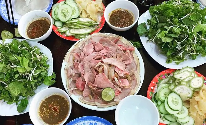 Bê thui Cầu Mống