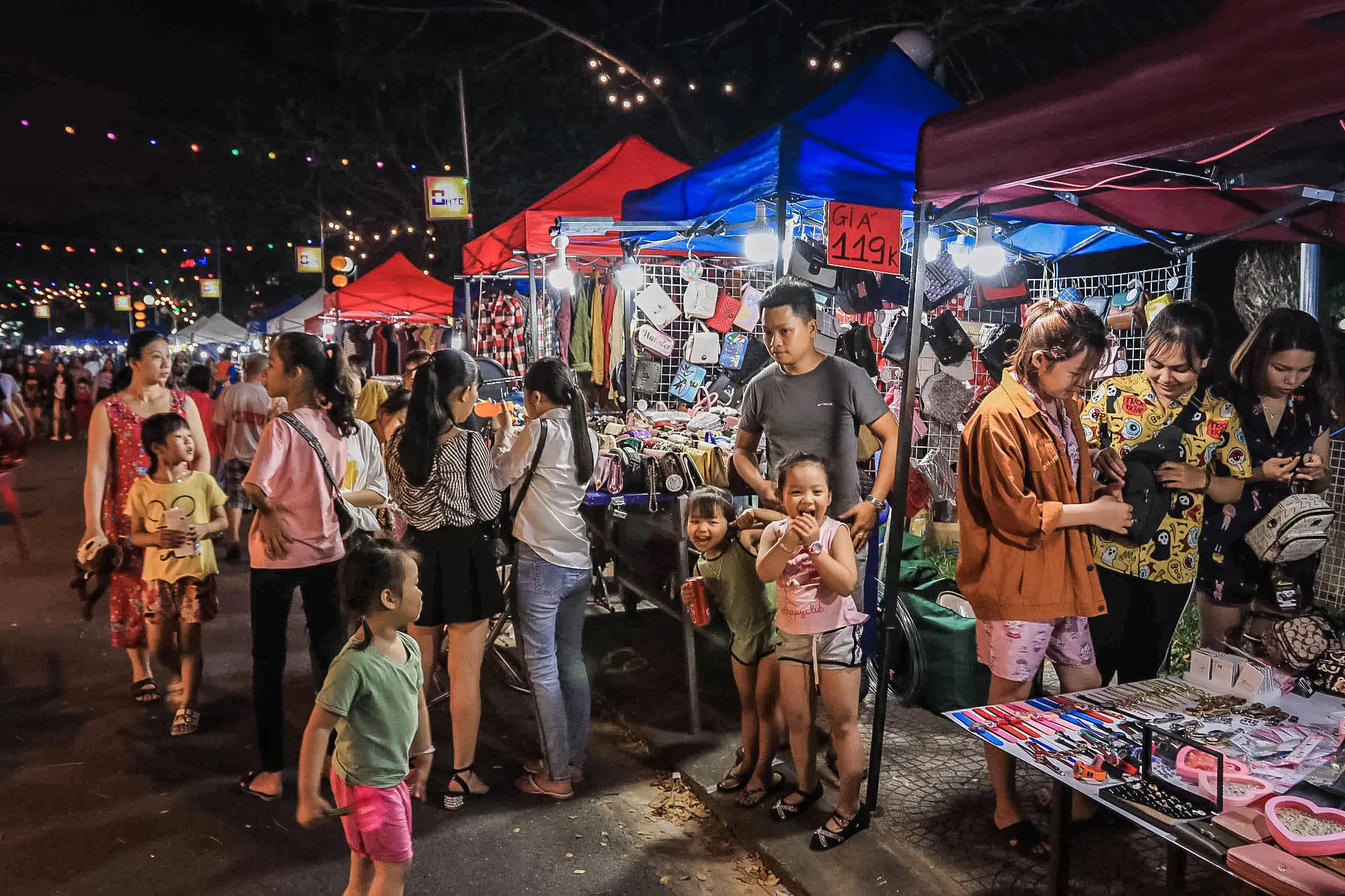 Chợ Đêm Thanh Khê Tây