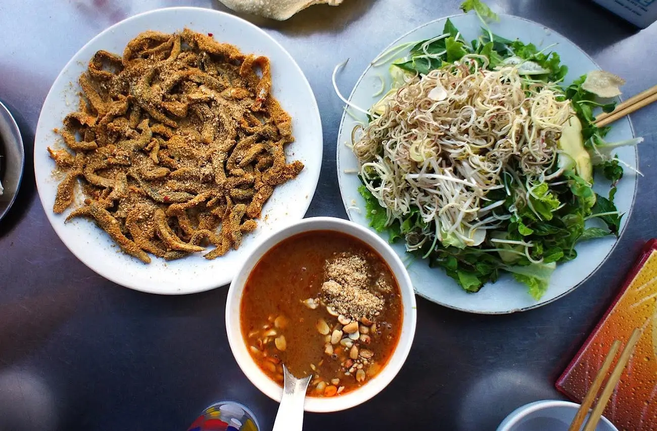 Gỏi cá Nam Ô