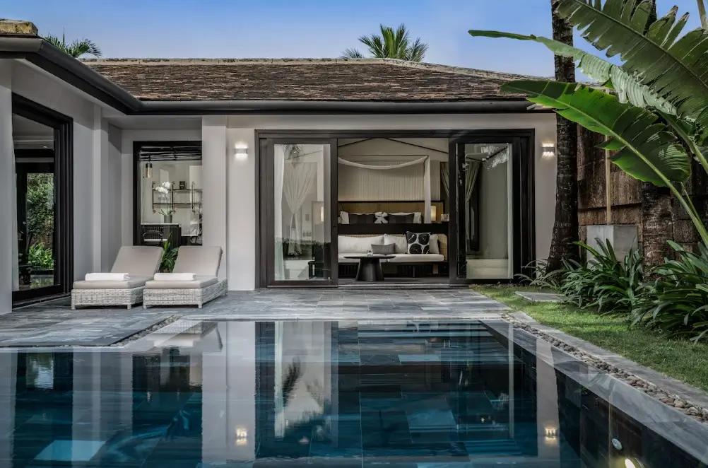 Hồ bơi ngay trong căn villa cực sang trọng tại TIA Wellness Resort