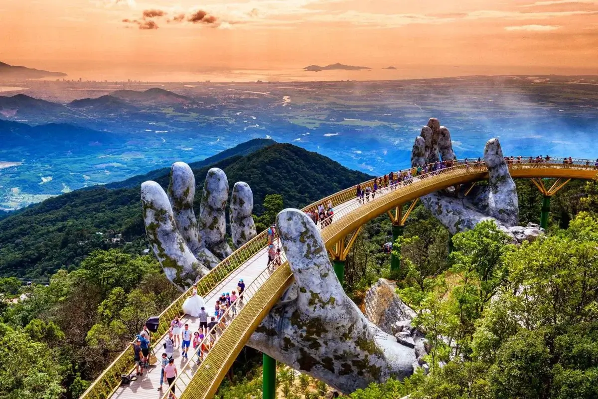 Kinh nghiệm tham quan Cầu Vàng Đà Nẵng chi tiết