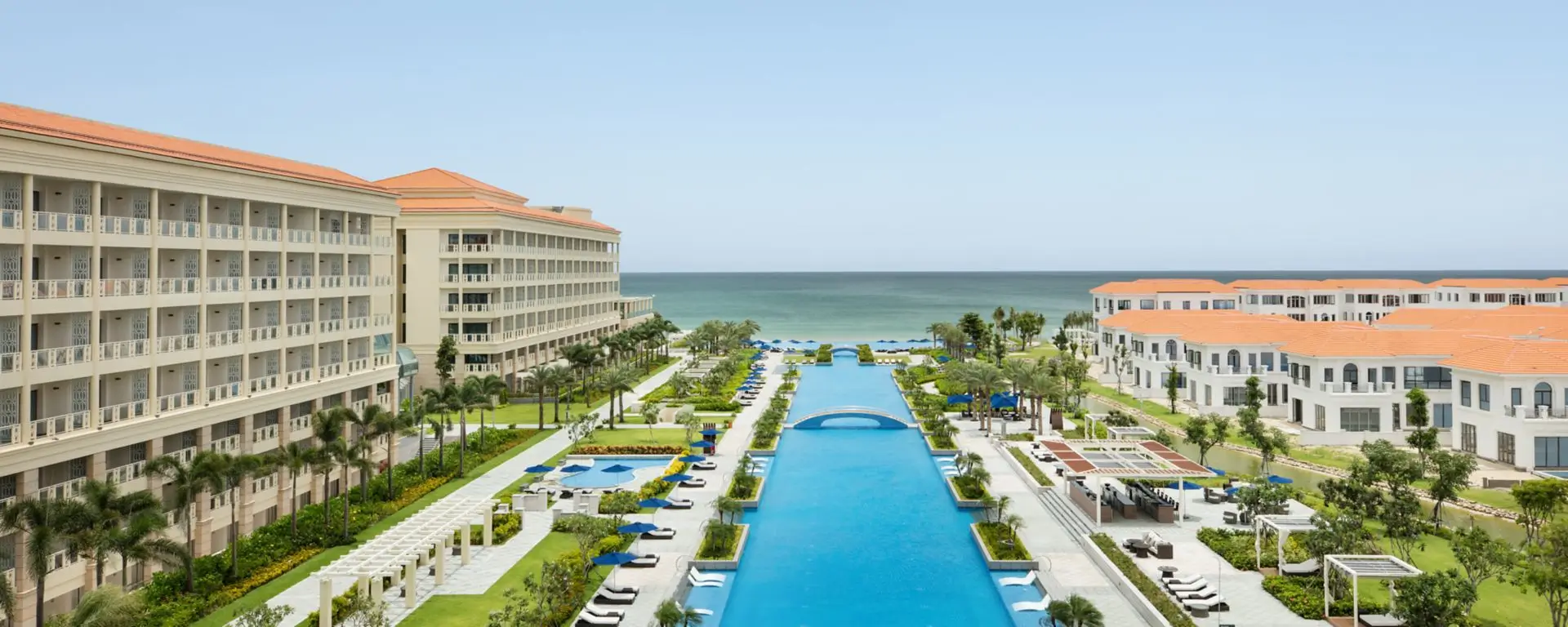 Sheraton Grand Danang Resort nổi bật với không gian rộng rãi