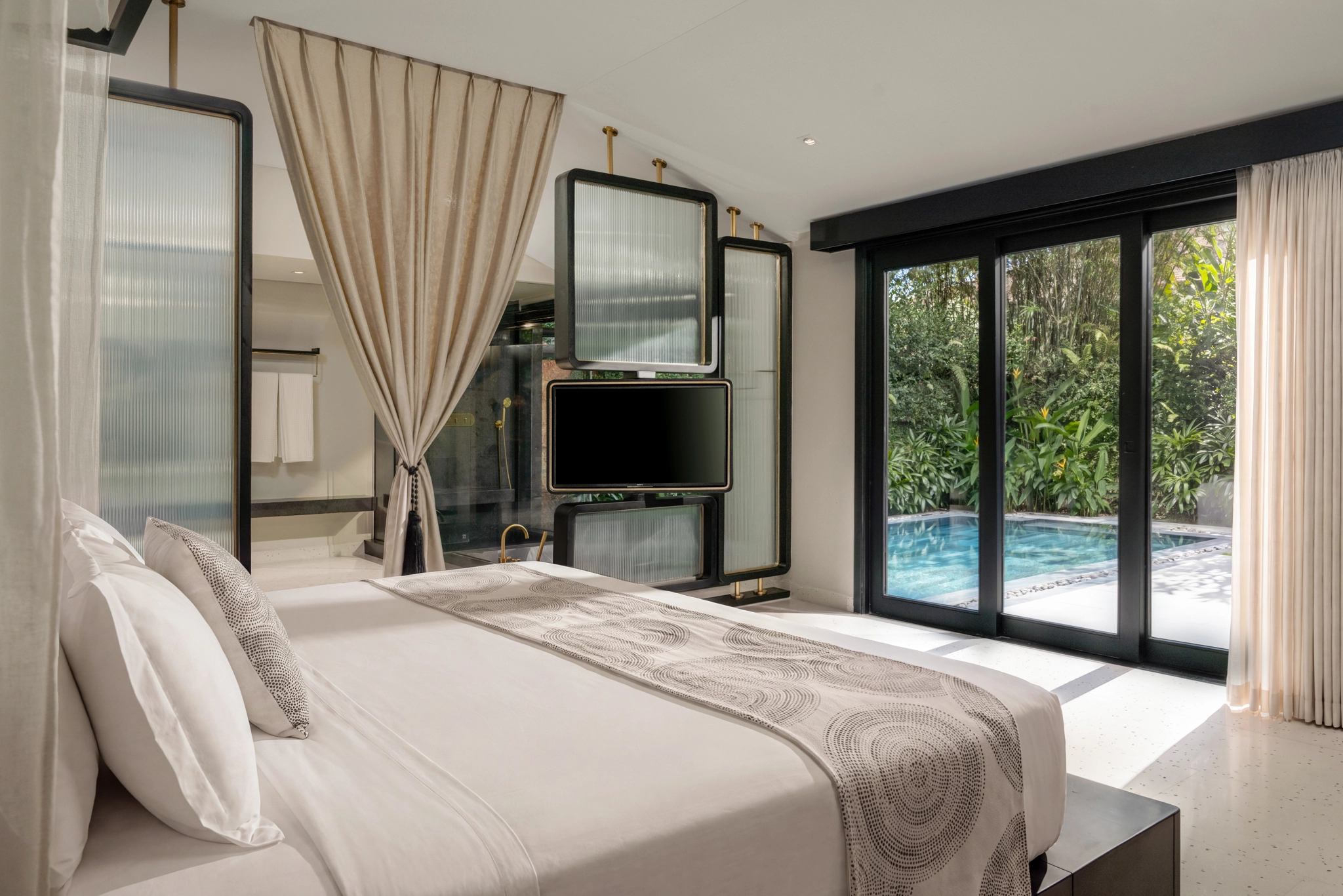 TIA - ONE BEDROOM POOL VILLAS (9)