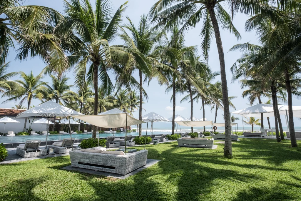 THE OCEAN BISTRO