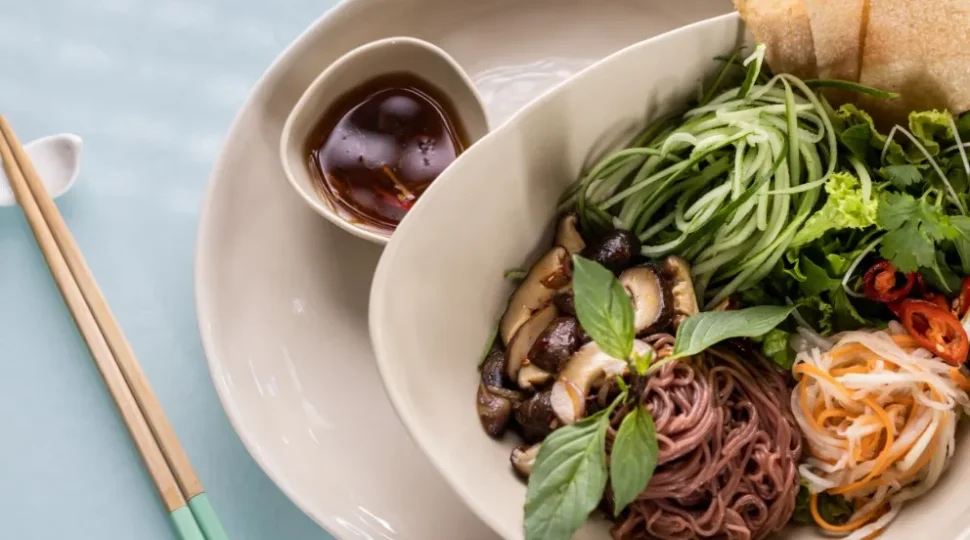 The Power of a Balanced Diet and Superfoods for Optimal Health