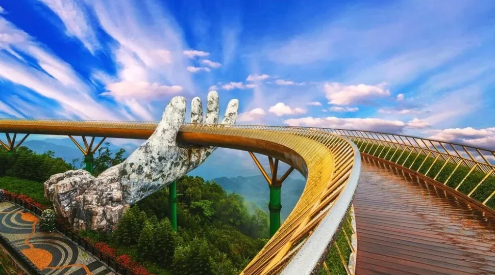 Cầu Vàng Đà Nẵng: Kinh nghiệm tham quan chi tiết từ A-Z